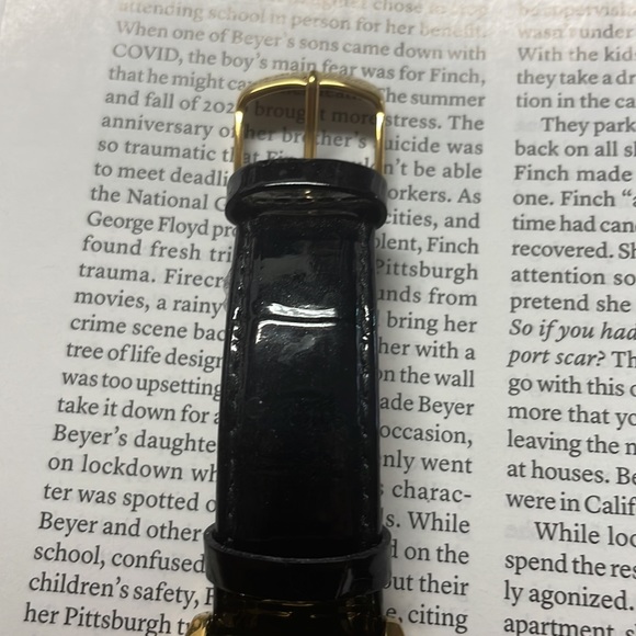 Ladies Watch…. - Picture 3 of 7